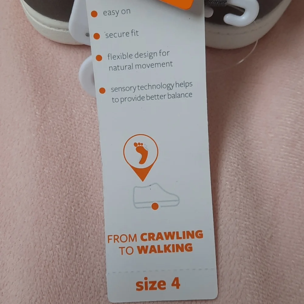 Carter's every step shoes